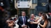 Deputetët e Lidhjes Demokratike të Kosovës, Besian Mustafa dhe Alban Zogaj. 