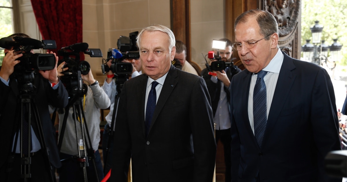 France Urging Russia, U.S. To Back UN Resolution On Syria Cease-Fire