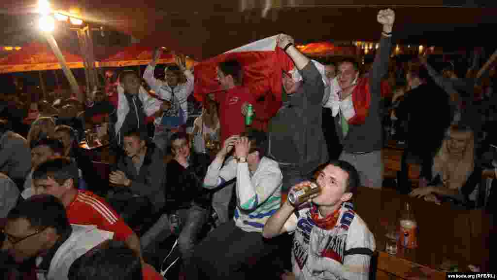 Belarus - Football fans in a pub in Minsk, 12Jun2012