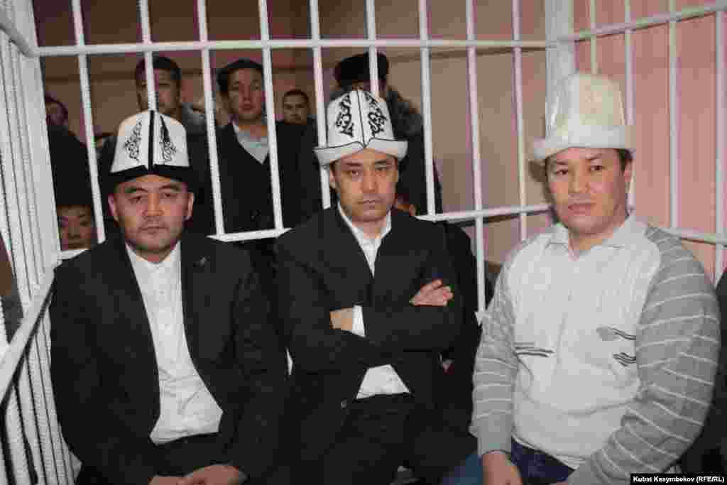 29 марта Первомайский райсуд Бишкека вынес обвинительный приговор депутатам &laquo;Ата-Журта&raquo;.