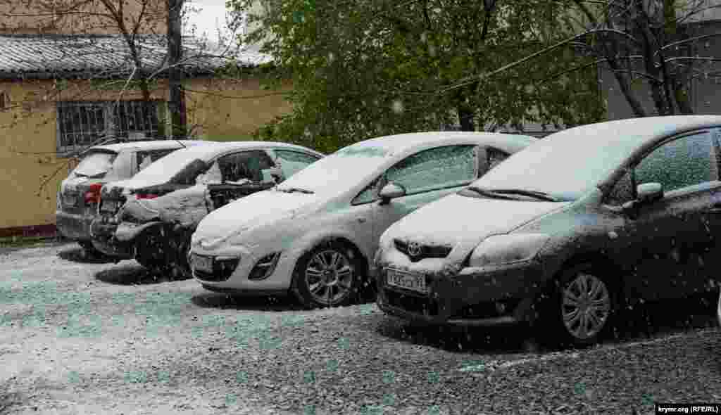 В Симферополе выпал снег, 23 апреля 2017 года