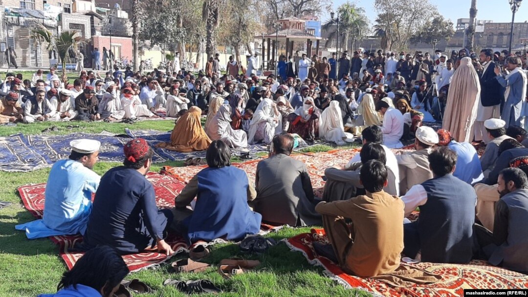 بنو کې د ورکو کسانو کورنیو احتجاج