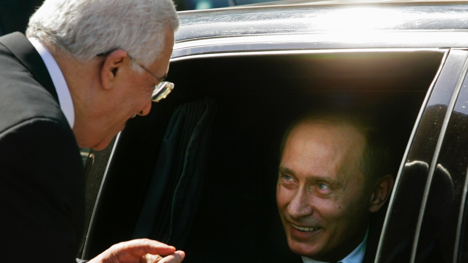 Путин Владимир а, Iаббас Махьмуд а