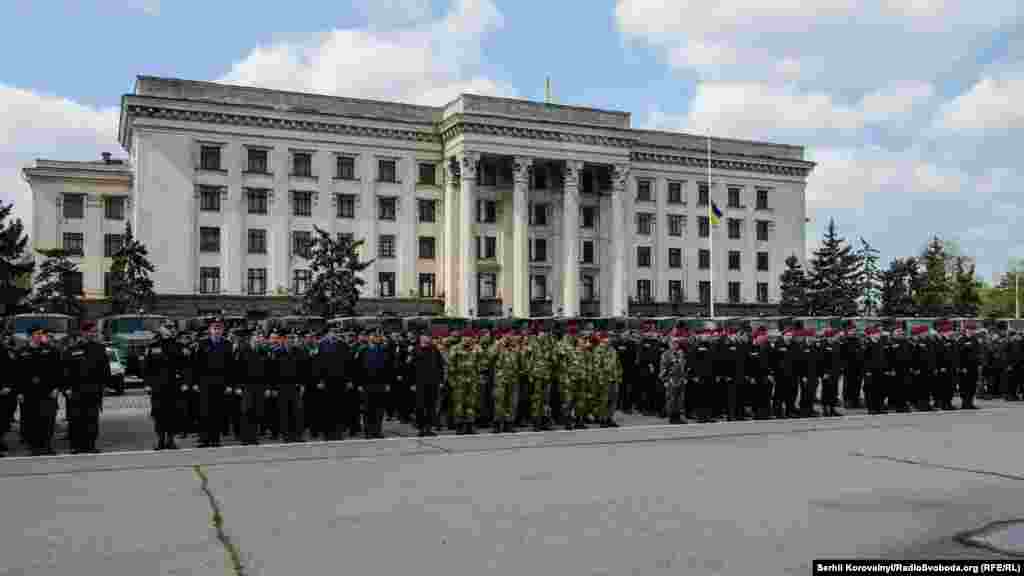 Інструктаж силовиків, 1 травня