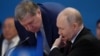 Напередодні помічник Путіна Юрій Ушаков заявив, що представників європейських держав не планують запрошувати на майбутні тристоронні переговори України, США й Росії, які планують провести в Абу-Дабі в листопаді