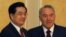 Chinese President Hu Jintao (left) and his Kazakh counterpart, Nursultan Nazarbaev (file photo)