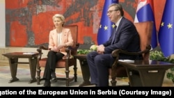 European Commission President Ursula von der Leyen (left) meets with Serbian President Aleksandar Vucic in Belgrade on October 25.