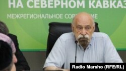Къилбаседа Кавказ --Борщов Валерий, Оьрсийчуьрчу ХIелсинкин Тобан декъашхо Къилбаседа Кавказехь Мониторинган а, Адамийн бакъонашларъяран а центр кхуллучу кхеташонехь.