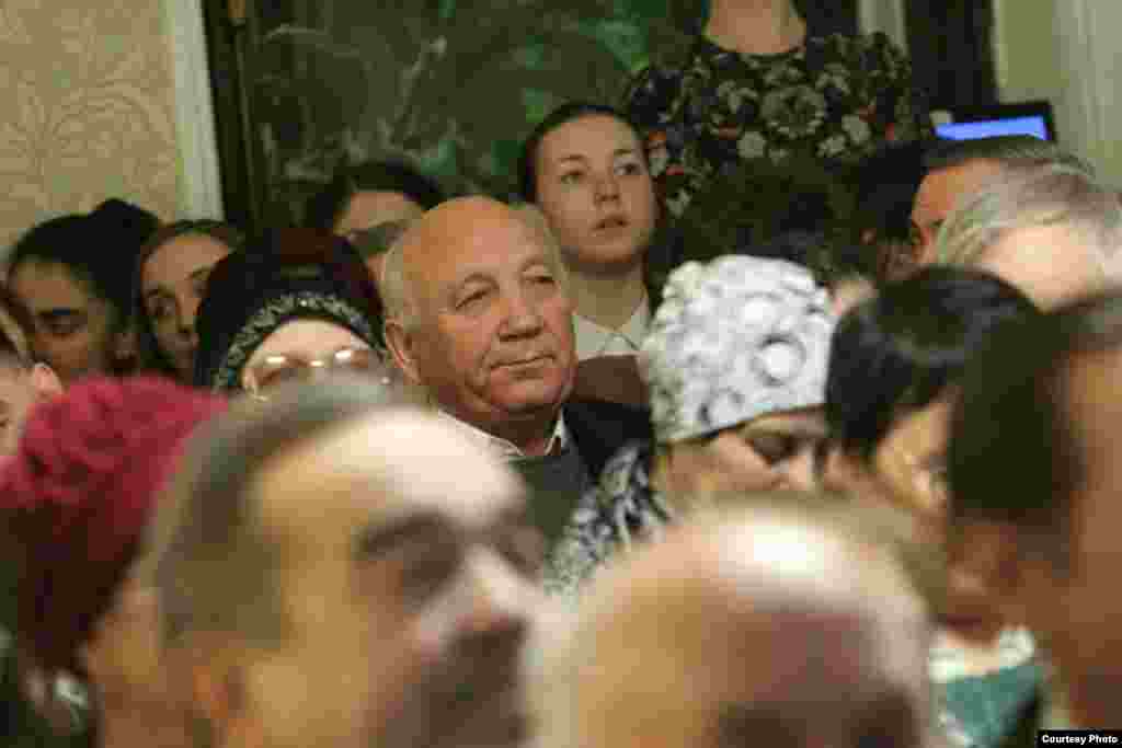 Халык артисты Алмаз Хәмзин