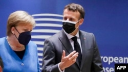 Канцлер Германии Ангеела Меркель и президент Франции Эммануэль Макрон