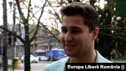Darius Petre, masterand la Facultatea de Istorie, spune că trăiește vremuri care vor crea modele pentru generațiile viitoare. Timpurile vor spune ce fel de modele vor fi.