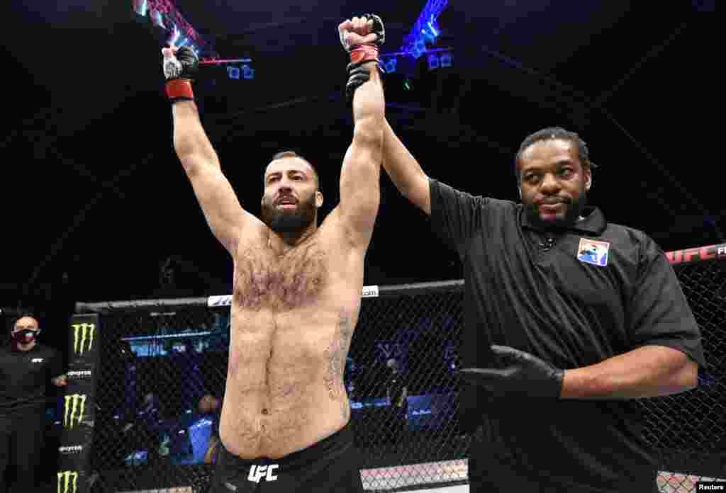 რომან დოლიძემ UFC-ში გამოსვლა რუსი მებრძოლის ცემით დაიწყო 