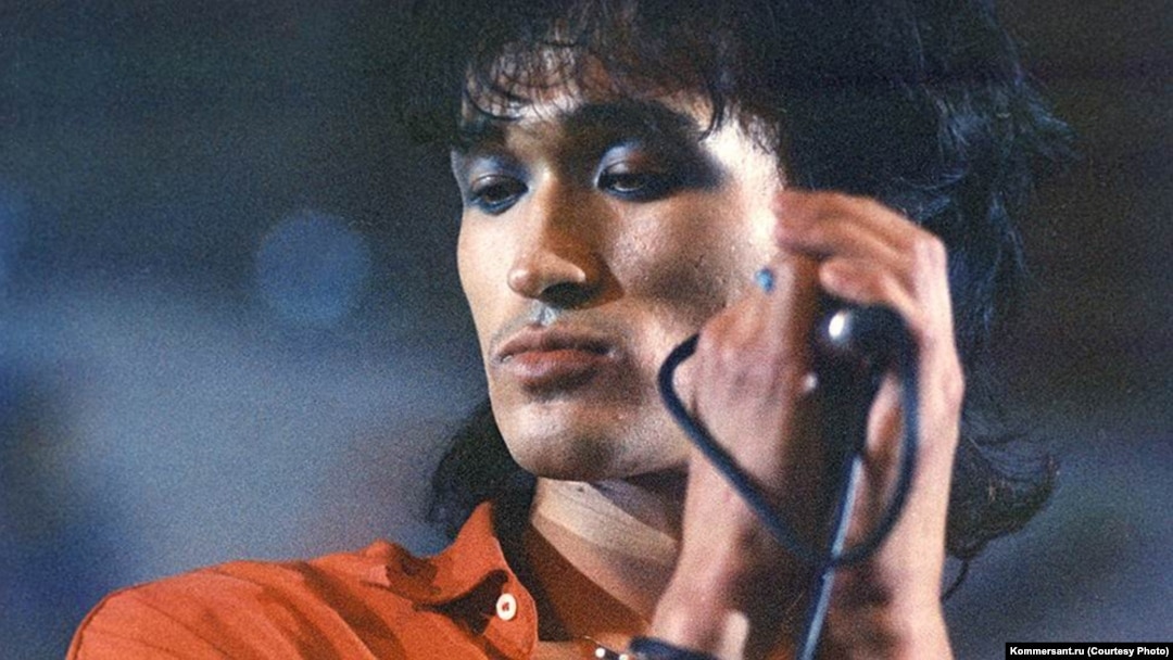 PHOTO GALLERY: Musician, Songwriter, Cultural Force: Remembering Russia's Viktor Tsoi