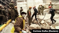 Ambasada SUA din Kenya a fost distrusă cu bombă în 1998, într-un atac al-Qaeda la care a participat și al-Masri.