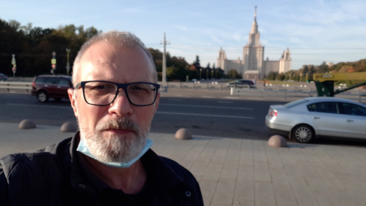 Лъчезар Бояджиев, който свързва изкуството и политиката