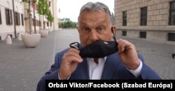 Miniszterelnök maszkkal. A magyarok kezdenek belefáradni a Covid-biztonsági intézkedésekbe, más betegségek esetében már nem támogatnák a maszkviselést – derült ki a Policy Solutions felméréséből