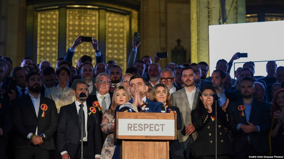George Simion și-a prezentat discursul însoțit de europarlamentari, parlamentari și rude, din fața Senatului României.