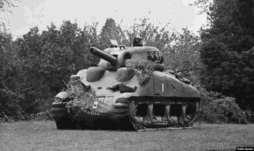 The 1,100-man unit was tasked with creating the &ldquo;atmosphere&rdquo; of large attacking forces to wrong-foot Nazi forces inside France. Their toolbox included inflatable tanks and aircraft...