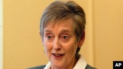 ფოტო არქივიდან. დიდი ბრიტანეთის კონტრდაზვერვის სამსახურის ყოფილი დირექტორი სტელა რიმინგტონი. 2004 წლის დეკემბერი