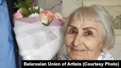 Мая Яніцкая