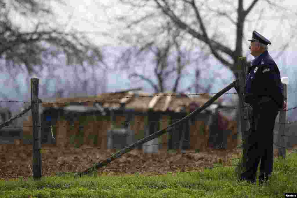 Selo Velika Ivanča, 9. april 2013. Foto: REUTERS / Marko Đurica 