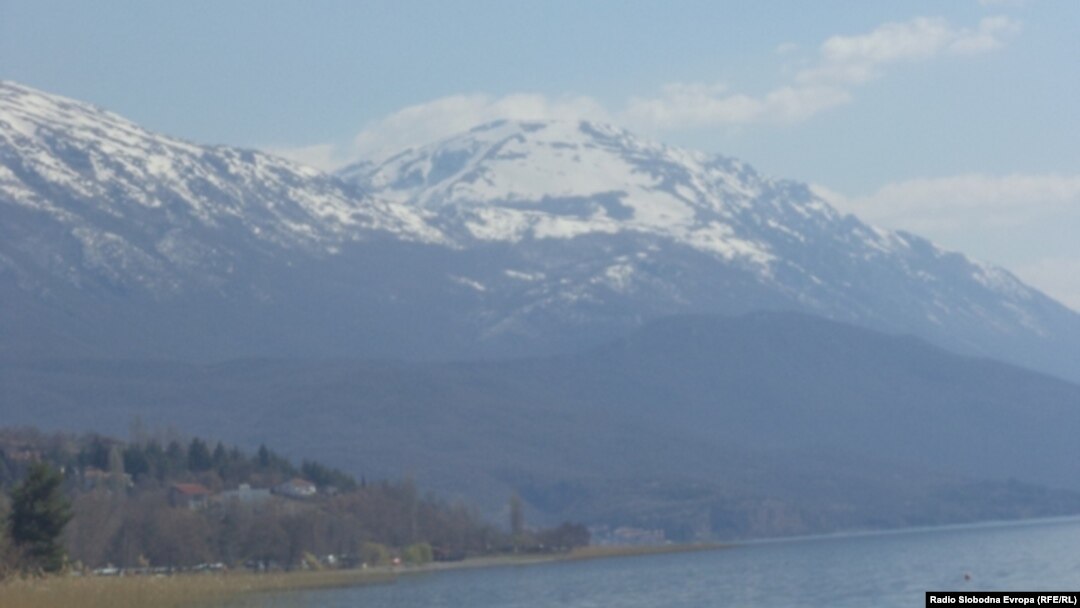 Поглед на Галичица од Охрид.