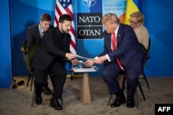 Встреча Владимира Зеленского и Дональда Трампа в кулуарах саммита НАТО в Гааге, 25 июня 2025 года