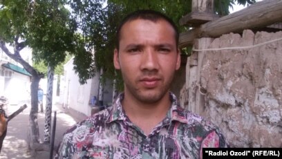 Жас қыздың емшегі Вика Сокол онлайн порно