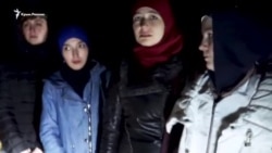 Женщинам на админгранице с Крымом угрожали и спрашивали о связях с «ИГ» (видео)