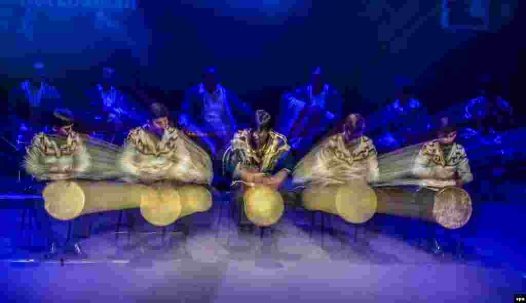 The Tajik folk band Zeba performs at the Salmiya Theater in Kuwait City. (epa/Raed Qutena)