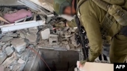 تصویری از یک فیلم که ارتش اسرائیل از ورودی یک تونل در نوار غزه منتشر کرده است