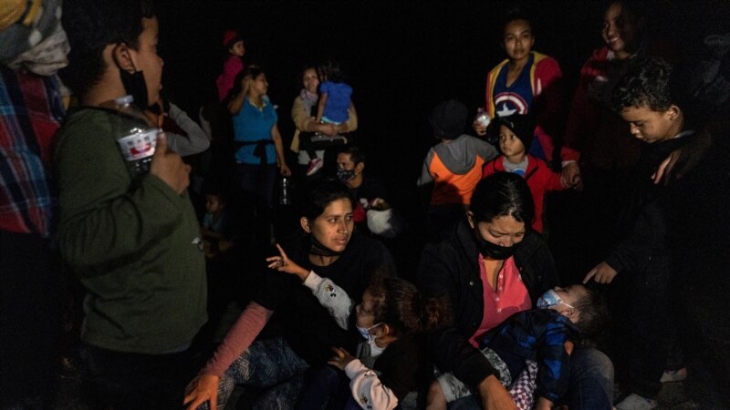 САД ги укинуваат строгите правила за азил 