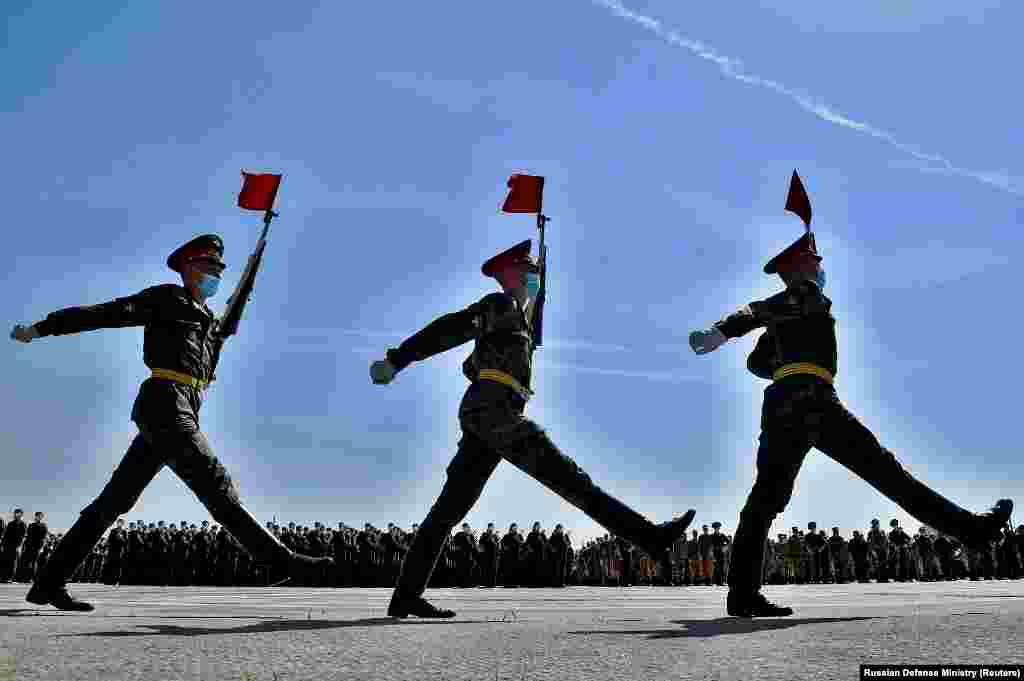 Russian Army servicemen take part in a rehearsal ahead of a postponed Victory Day parade at a military base in Alabino near Moscow. (Reuters)