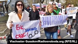 Експерти вважають, що ратифікація Стамбульської конвенції дасть Україні більше можливостей захищати своїх громадянок від насильства як всередині країни, так і за кордоном