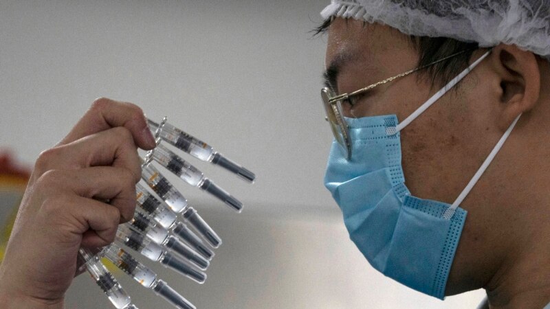 В Казахстан завезли четвертую вакцину — китайскую CoronaVac. Что о ней известно?