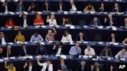 Szavazás az Európai Parlamentben 2022. július 6-án