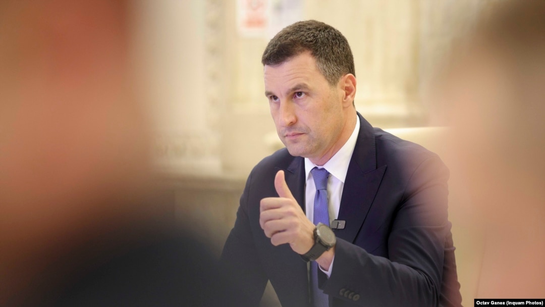 Ministrul Finanțelor, Tanczos Barna, spune că România ar putea oferi o recompensă pentru recuperarea tezaurului furat în Olanda.