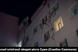 Наслідки обстрілів Сумської обласної лікарні. Фото з ФБ-сторінки лікарні