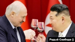 Каляж: Аляксандар Лукашэнка і Кім Чэн Ын