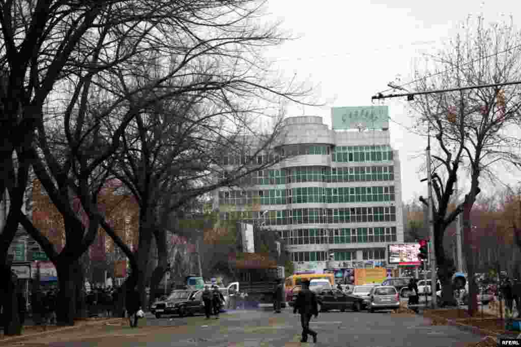 Бомпӯшиҳои рангини Душанбе #16