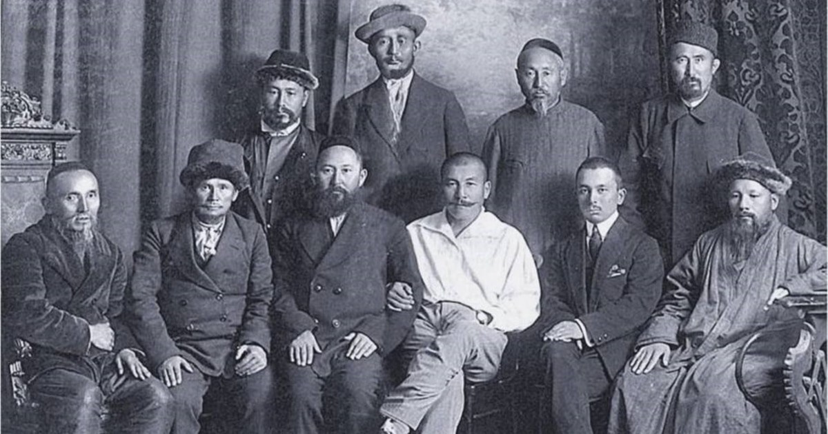 Порно ана мен трусиктер