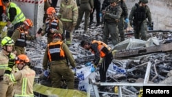 ირანული რაკეტით დარტყმის ადგილი ისრაელის ქალაქ ბეით-შემეშში. 2026 წლის 1 მარტი