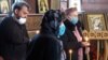 От щаба предлагат допълнително затягане на мерките, тъй като заради хубавото време и предстоящите празници се очаква повече хора да излязат от домовете си