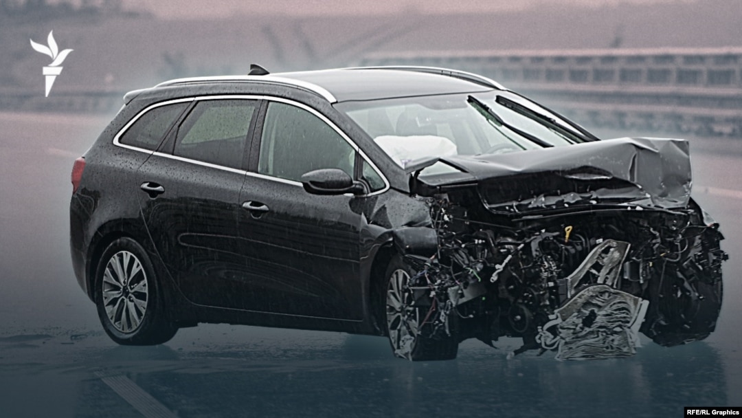 Мас қыздар демалып жатыр Мас қыздар демалып жатыр