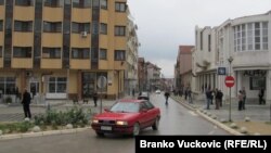 Uz Bujanovac i Medveđu, Preševo, kao opština na jugu Srbije sa izrazitom albanskom strukturom stanovništva, poslednje dve decenije važi za nestabilnu zonu