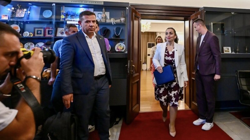 Kosovsko predsednico so podprli pri rešitvi politične krize