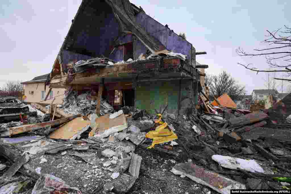 У Путрівці також триває розбір завалів