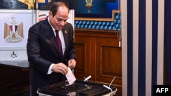 عبدالفتاح سیسی برای شش سال دیگر به عنوان رئیس‌جمهور مصر انتخاب شد