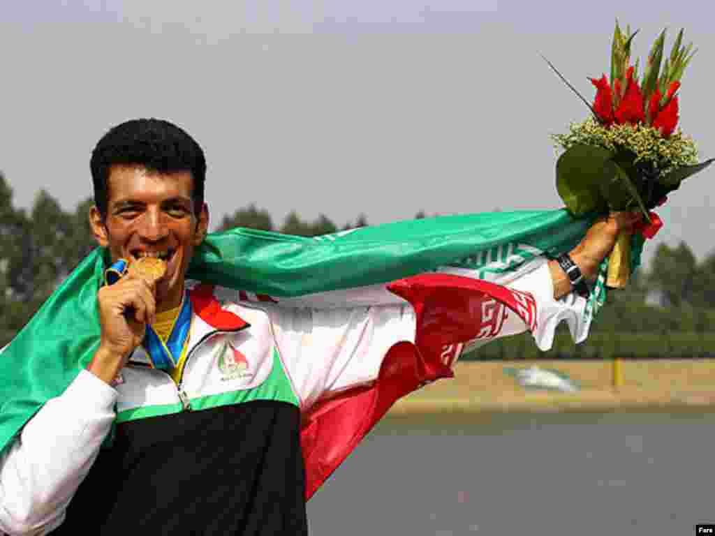 محسن شادی، برنده مدال طلای رشته روئينگ - گوانگژو، چین