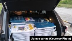 Knjige u gepektu rumunskog parlamentarca